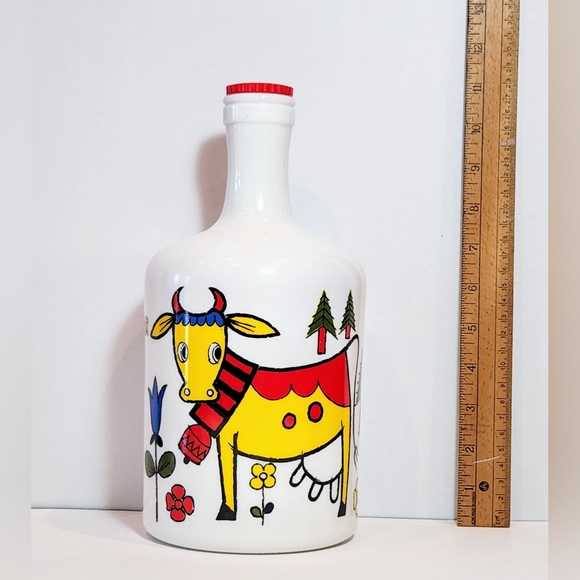 Vintage Milk Glass milk jar/ jug - Picture 6 of 8